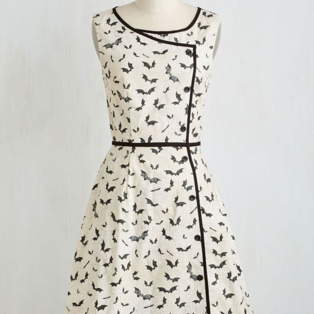 ISO: Modcloth Bat's the Spirit Dress by Folter